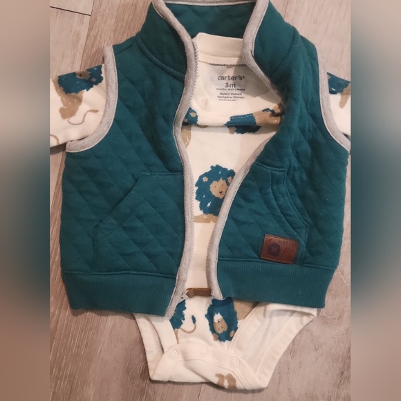 Carter's 3M Lion Vest Set - Picture 3 of 4
